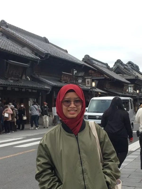 Dewi Karunia W